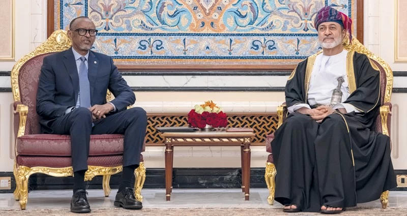 جلالة السلطان والرئيس الرواندي يبحثان مجالات التعاون والاستثمار بما يلبي تطلعات شعبي البلدين