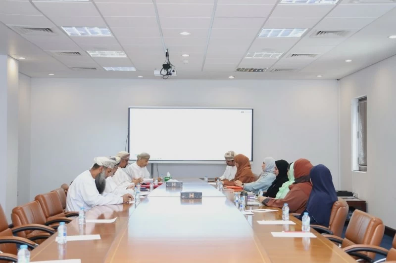 استعراض المواضيع والمبادرات المجتمعية في السيب ومسقط
