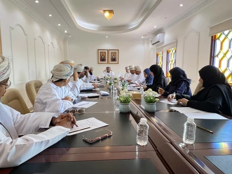 استعراض المواضيع والمبادرات المجتمعية في السيب ومسقط