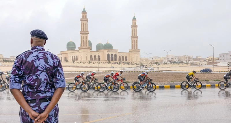 فريق لي نينغ ستار يتُوِّج بالنسخة السادسة لطواف صلالة للدراجات