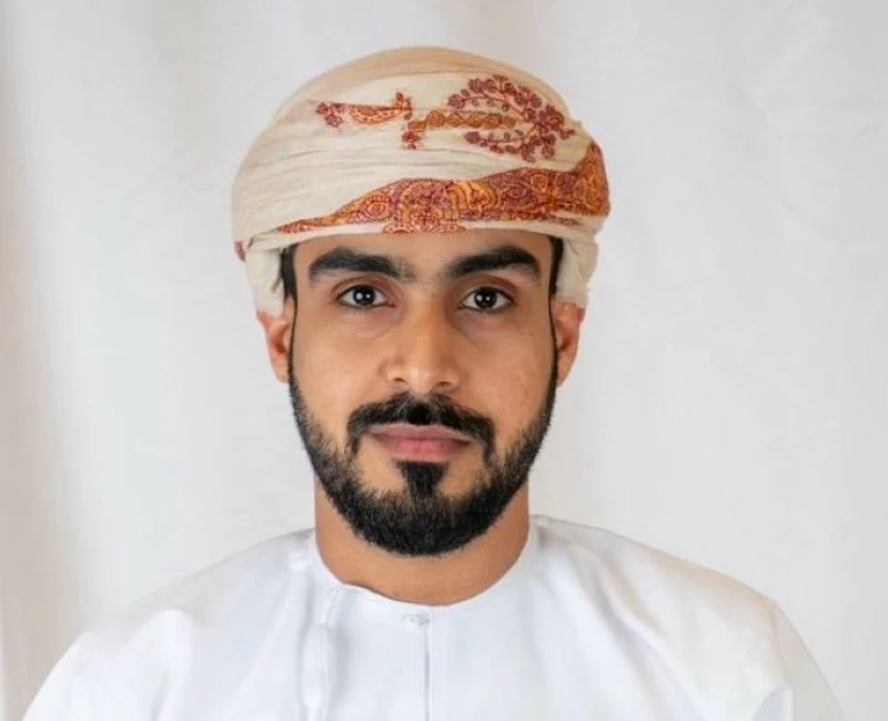 لا تتجاوز قيمتها 5 آلاف ريال عُماني ..إرساء بعض الأعمال والخدمات التخصصية لأصحاب العمل الحر العُمانيين