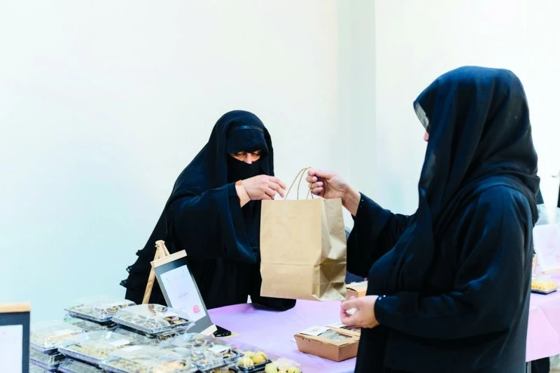 90 امرأة ريفية مسجلة في المشروعات الإنتاجية بالبريمي