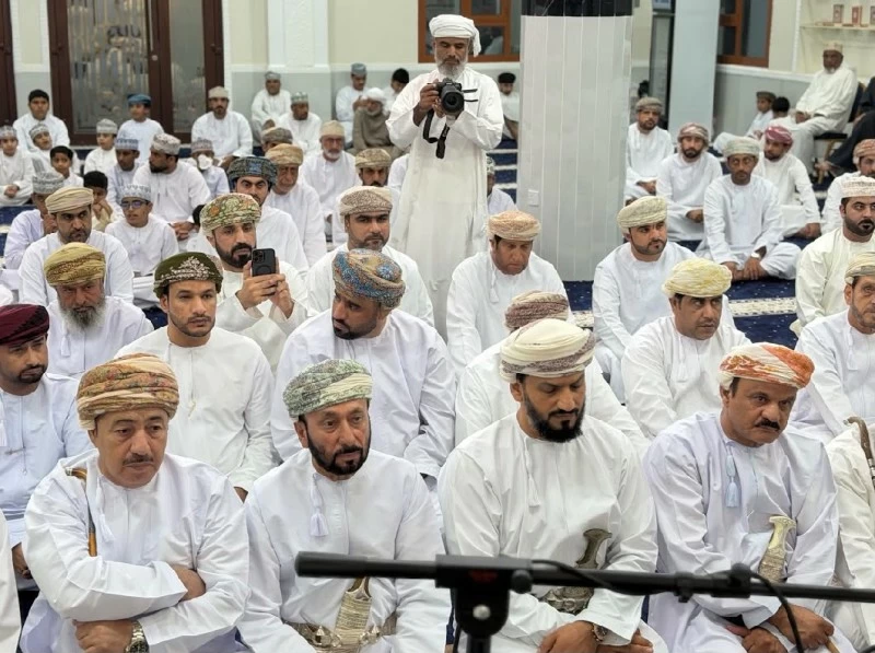 بتكلفة 200 ألف ريال عُماني.. افتتاح مسجد العزيز 'جل جلاله' في شناص