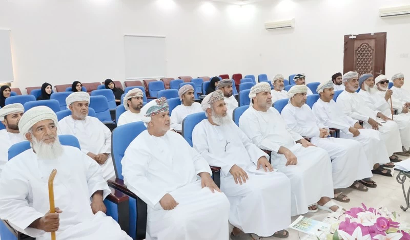 حلقة عمل حول مبادرة &laquo;إثمار&raquo; بالظاهرة