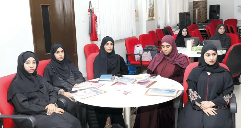 برنامج تدريبي للأخصائيين الاجتماعيين الجدد بتعليمية الداخلية