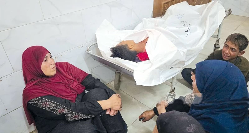 شهداء على الخط الأصفر فـي غزة .. وإغلاق بالقدس وتعتيم حول &laquo;الأقصى&raquo;
