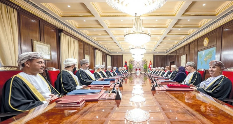 جلالة السلطان يترأس اجتماع مجلس الوزراء ويستعرض النتائج الأولية الـمتوقعة لـميزانية 2026