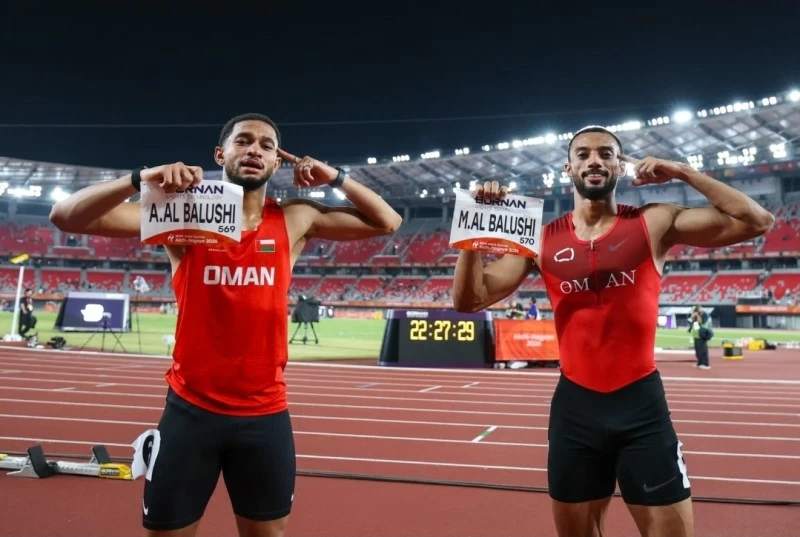 علي البلوشي وملهم البلوشي يُتوّجان بفضية وبرونزية سباق 100 متر في دورة الألعاب الآسيوية  