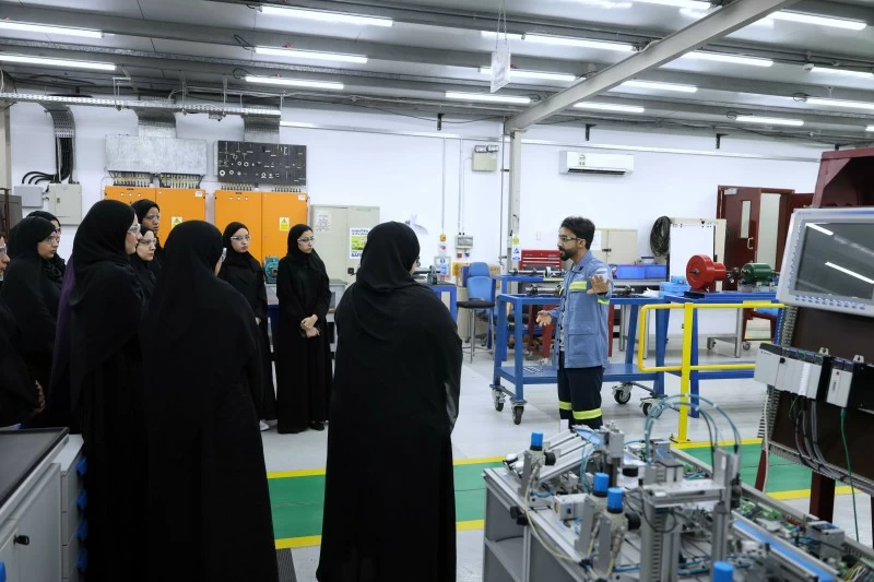 بدء مبادرة 'تمكين' لتأهيل خريجي الجامعات لسوق العمل في المناطق الصناعية بشمال الباطنة