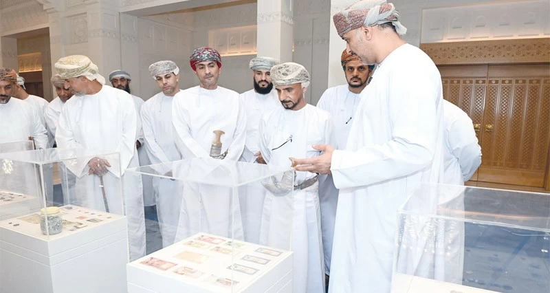 ندوة علمية تستعرض تاريخ العملات والمسكوكات فـي الحضارة العمانية فـي مسقط