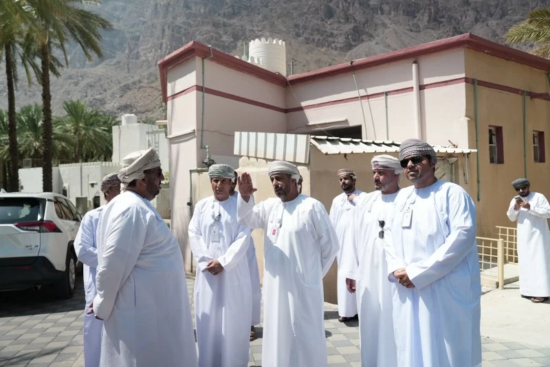 الاطلاع على المشاريع التنموية والخدمية في العوابي