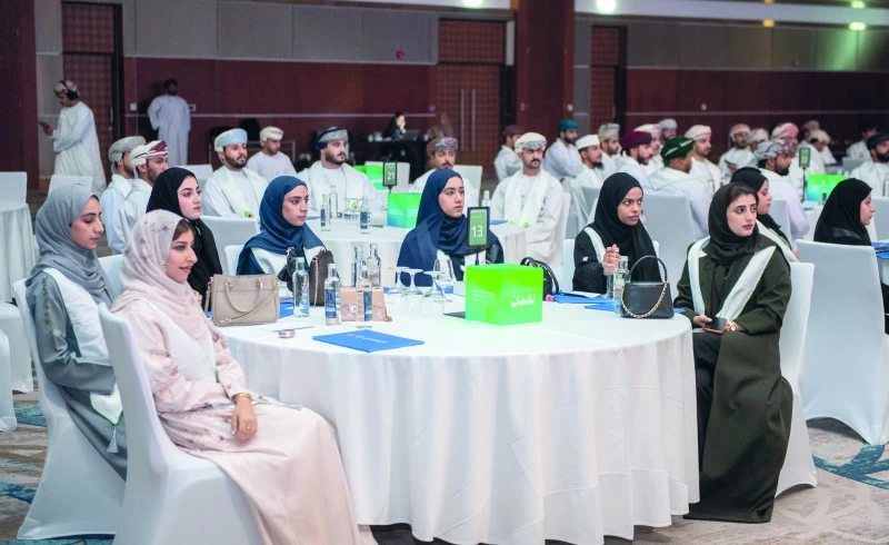 الاحتفال بتخريج 366 شابا عمانيا ضمن برنامج 'إمداد' بشركة تنمية نفط عُمان
