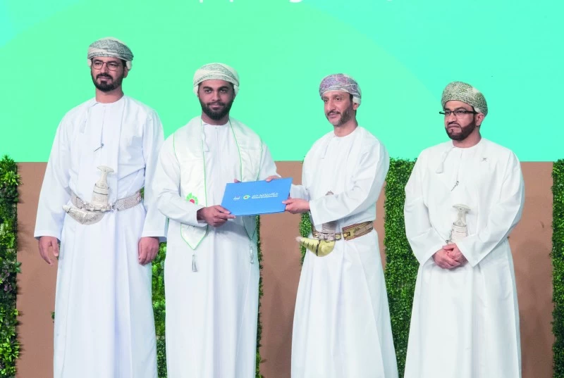 الاحتفال بتخريج 366 شابا عمانيا ضمن برنامج 'إمداد' بشركة تنمية نفط عُمان