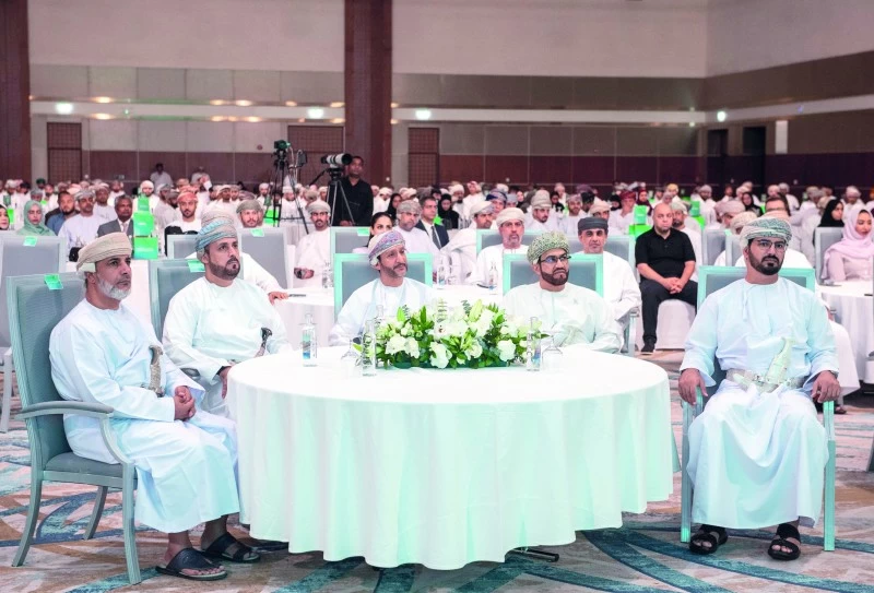 الاحتفال بتخريج 366 شابا عمانيا ضمن برنامج 'إمداد' بشركة تنمية نفط عُمان