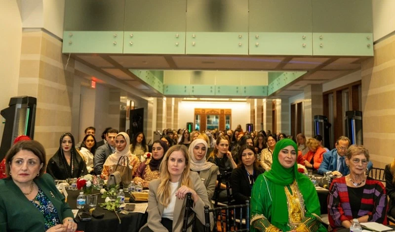 مركز السلطان قابوس الثقافي يحتفل بيوم المرأة العُمانية