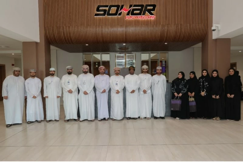 ' تمكين' تختتم برامجها لتأهيل خريجي الجامعات في شناص