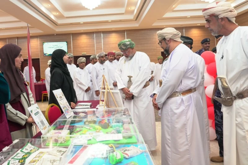 استعراض دور المواصفات القياسية في تعزيز الجودة والسلامة بالرستاق