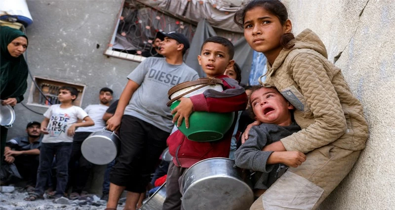 استشهاد طفلة وتصعيد إسرائيلي متواصل فـي غزة.. والسلطة تطلب تدخلا دوليا ضد التهجير بالضفة