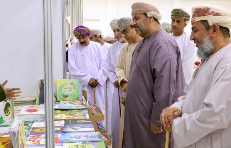 بمشاركة عدد من الأدباء والمثقفين والفنانين .. انطلاق الملتقى الثقافي الرابع ببهلاء