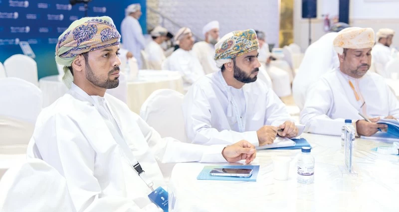 ندوة &laquo;جنوب الباطنة فـي ذاكرة التاريخ العُماني&raquo; تضيء جوانب من التاريخ الاقتصادي والاجتماعي والعلمي والأثري للمحافظة