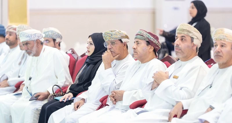 ندوة &laquo;جنوب الباطنة فـي ذاكرة التاريخ العُماني&raquo; تضيء جوانب من التاريخ الاقتصادي والاجتماعي والعلمي والأثري للمحافظة