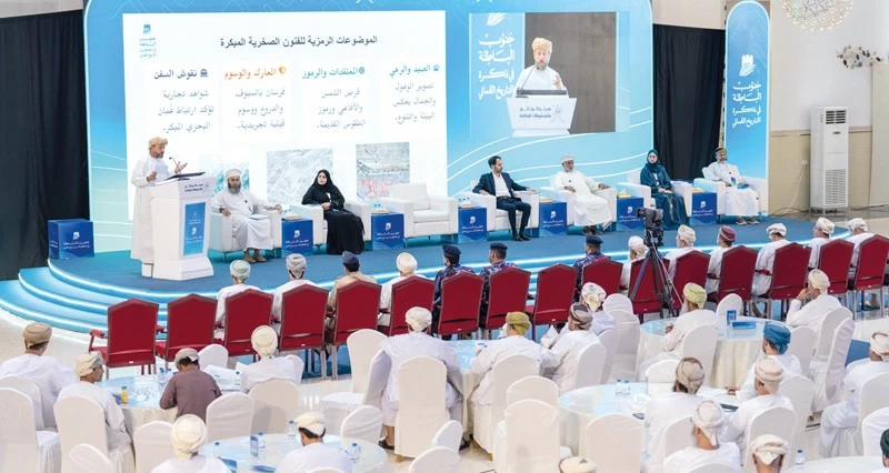 ندوة &laquo;جنوب الباطنة فـي ذاكرة التاريخ العُماني&raquo; تضيء جوانب من التاريخ الاقتصادي والاجتماعي والعلمي والأثري للمحافظة