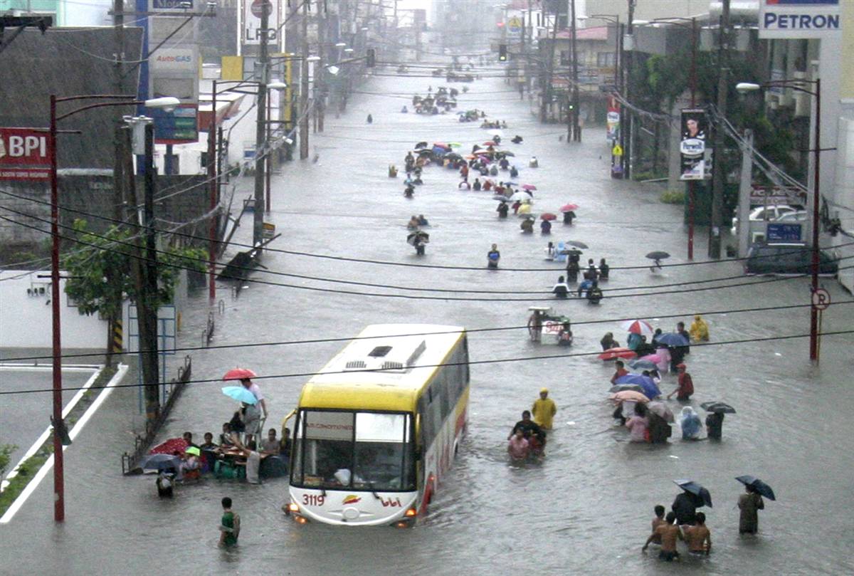 10 آلاف قتيل حصيلة إعصار الفلبين الأخير