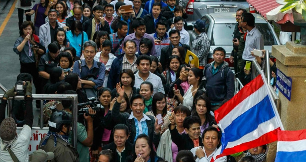 تايلاند: حكم بقانونية تأجيل الانتخابات وإغلاق مقار الحكومة
