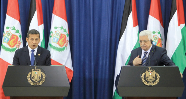 عباس : نعمل بإيجابية لدفع عملية السلام