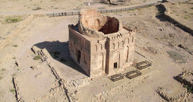 "قلهات" أقدم المدن والموانئ العمانية وذات أهمية تراثية وتاريخية عريقة 