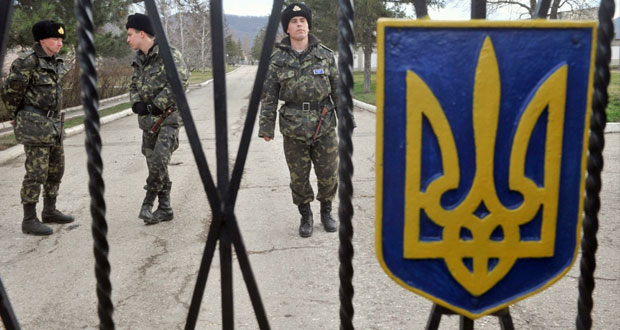اوكرانيا تستدعي جنود الاحتياط ونفي انشقاقات في (القرم) والحكومة تحذر من (كارثة)