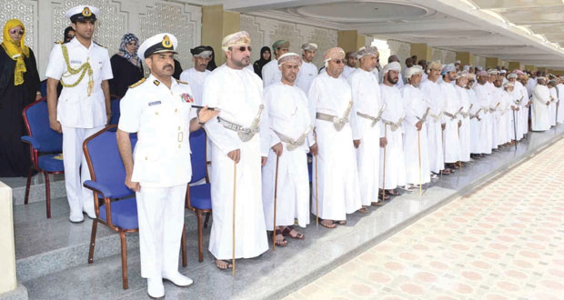 تخريج دفعة جديدة من الجنود المستجدين بالبحرية السلطانية العمانية