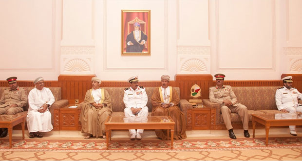 وفد من كلية القيادة والأركان المشتركة بالبحرين يزور مجلسي الدولة والشورى 