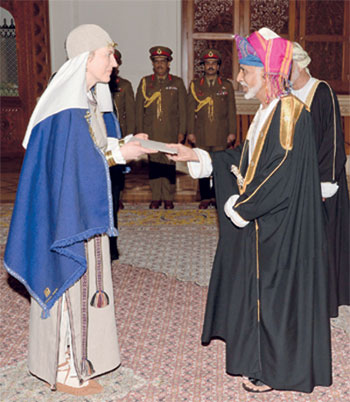 جلالة السلطان يتقبل أوراق اعتماد عدد من السفراء 