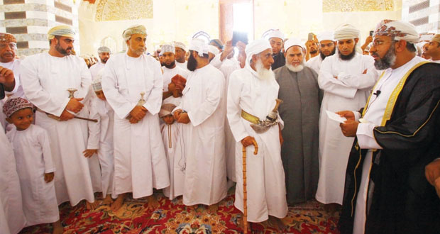 الخليلي يرعى افتتاح جامع محمد الأمين بولاية بوشر