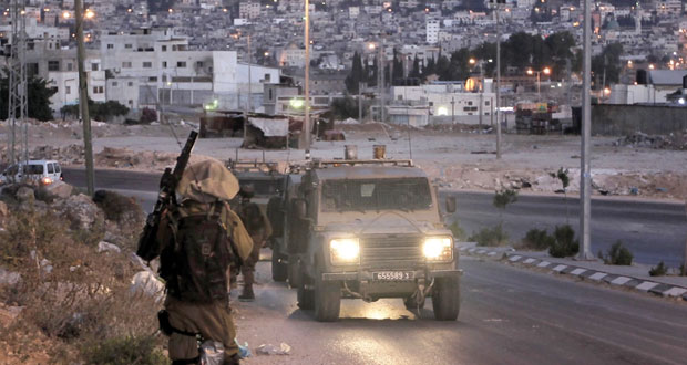 قوات الاحتلال تواصل حملتها العقابية في الضفة على خلفية اختفاء 3 مستوطنيين 