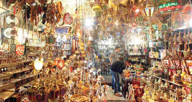  خان الخليلي متجر مصر السياحي في رمضان