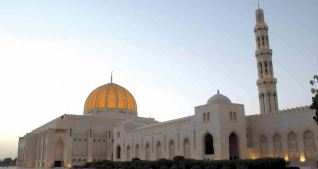 وزارة الأوقاف والشؤون الدينية تسعى لترسيخ مبادئ الإسلام استلهاما من الفكر الوسطي بدون تعصب