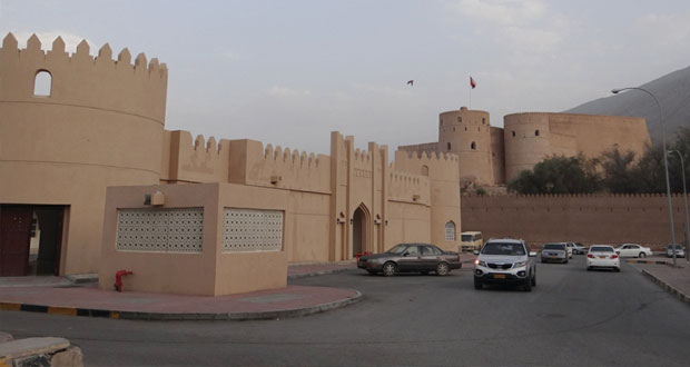 الثالث والعشرون المجيد نقلة نوعية عاشتها عمان من حيث التطوير في المؤسسات التنفيذية الحكومية