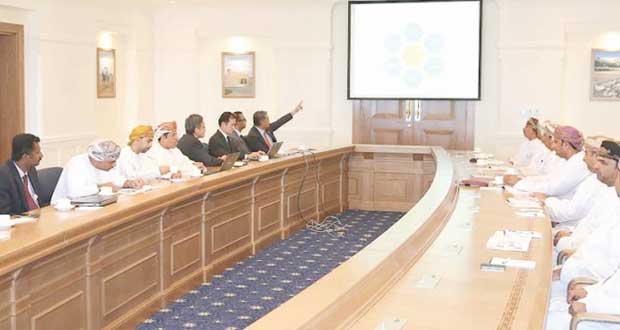 اجتماع لجنة القيادة والتوجيه لمشروع هندسة العمليات الإجرائية بـ(القوى العاملة)