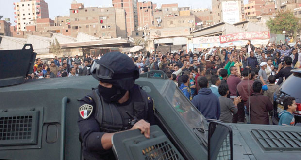 مصر: اغتيال ضابطي جيش ومجند ومقتل 4 بعنف تخلل التظاهرات