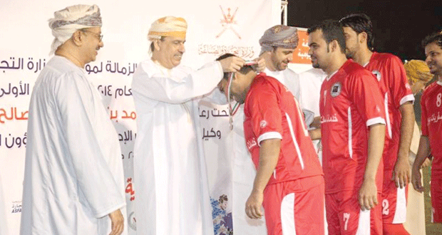 فريق المديرية العامة للمواصفات والمقاييس يتوج بلقب كروية التجارة والصناعة