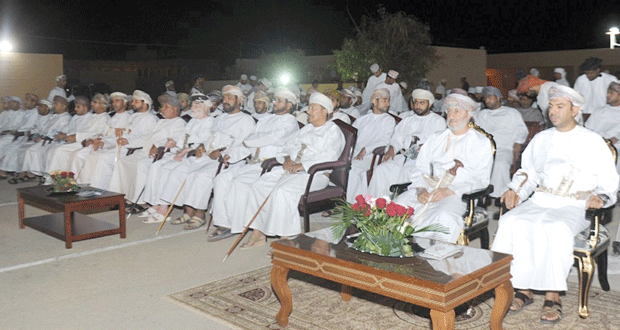 وزير الدولة ومحافظ ظفار يرعى حفل قاعدة ثـمريت الجوية بمناسبة يوم القوات المسلحة 
