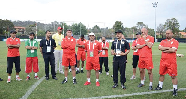 الطريق إلى كأس الأمم الآسيوية 2015 : الأحمر العماني يرفع وتيرة تدريباته والمسلمي يكتفي بالجري والشاطري يلتحق بالبعثة
