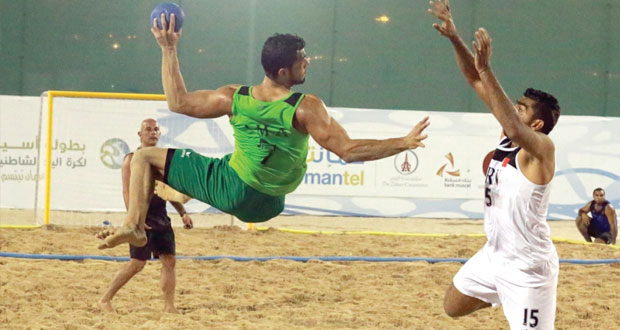 في البطولة الآسيوية لكرة اليد الشاطئية..ضربات الجزاء ترجح كفة المنتخب البحريني على حساب منتخبنا الوطني