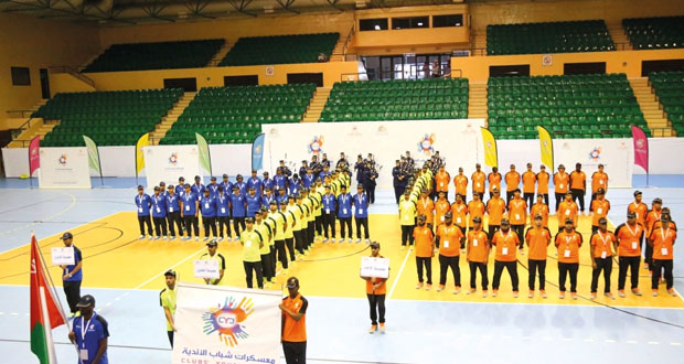 الشؤون الرياضية تحتفل بافتتاح فعاليات وبرامج معسكر شباب الأندية بمحافظة مسقط