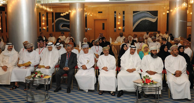وزير الصحة يفتتح ندوة العمل الخليجية حول المدن الصحية 