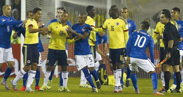 كولومبيا ترد اعتبارها تلحق الخسارة الأولى بدونجا البرازيل 
