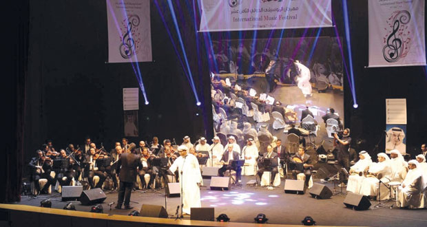 مهرجان الموسيقى الدولي الـ18 بالكويت يبدأ فعالياته بتكريم الشاعر الكويتي البناي 