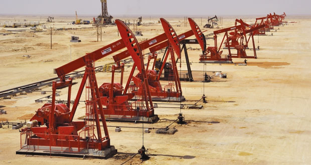 الخام العماني يتراجع إلى 50.61 دولار .. والنفط يرتفع من أدنى مستوى في 6 أشهر